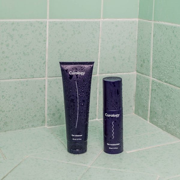 غسول وجه لطيف